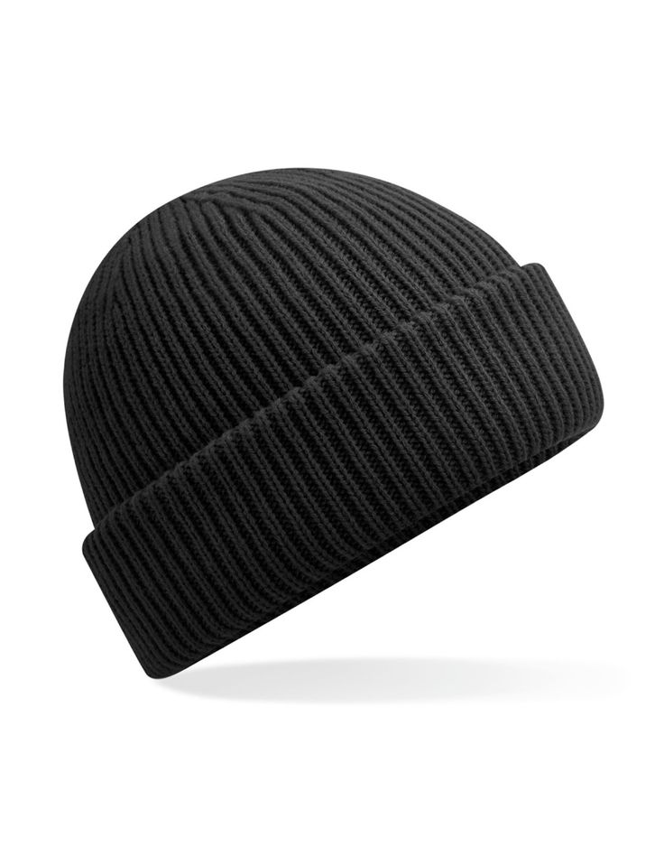 Black semi basic beanie